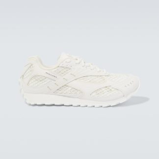 buy designer Bottega Veneta Orbit sneakers in white