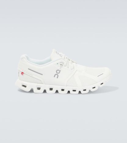 buy luxury On Cloud 5 running shoes in white