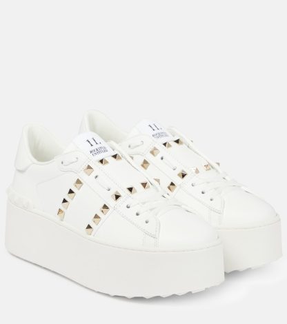 buy luxury Valentino Garavani Rockstud Untitled leather platform sneakers in white