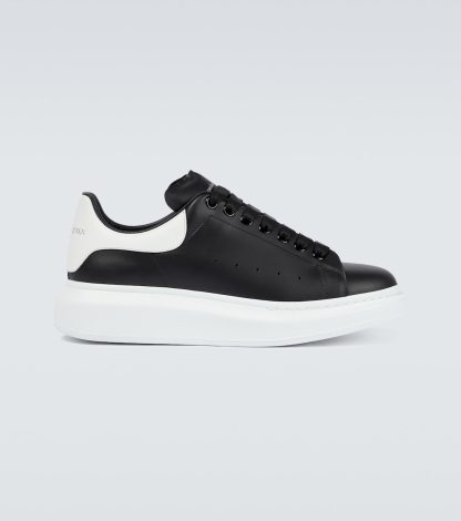 high quality luxury Alexander McQueen Oversized leather sneakers in black