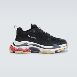 high quality luxury Balenciaga Triple S sneakers in black