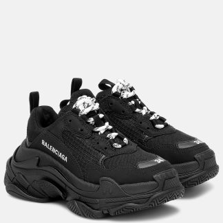 hot sale designer Balenciaga Triple S sneakers in black