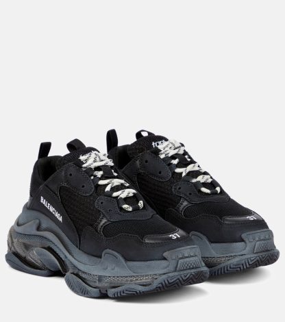 hot sale luxury Balenciaga Triple S sneakers in black