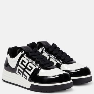 replica designer Givenchy G4 leather low-top sneakers in black