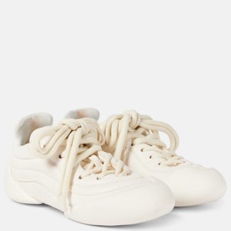 replica luxury Alexander McQueen Flexion leather sneakers in white