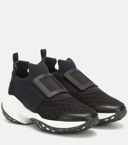 replica luxury Roger Vivier Viv' Run sneakers in black