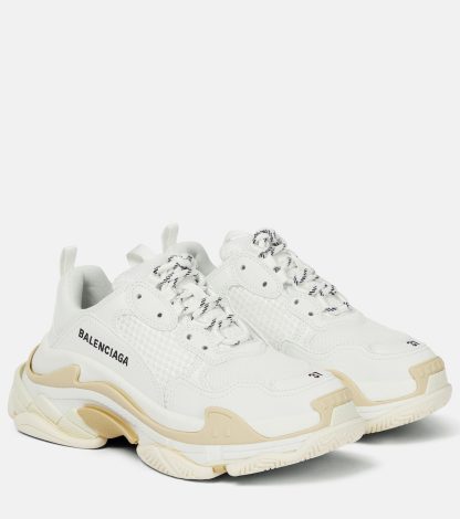 wholesale luxury Balenciaga Triple S sneakers in white